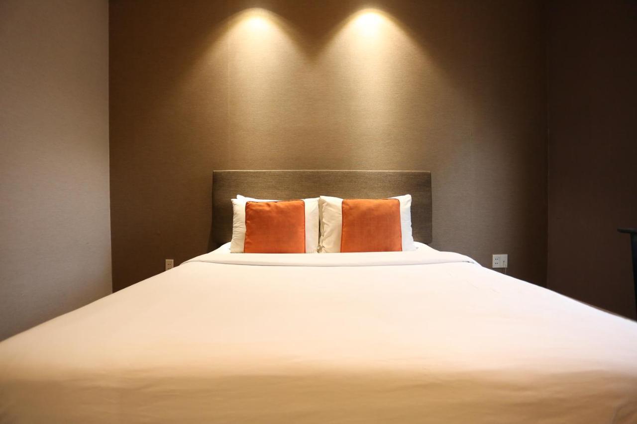Diamond Suite Hai Ba Trung Ho Şi Min Exterior foto